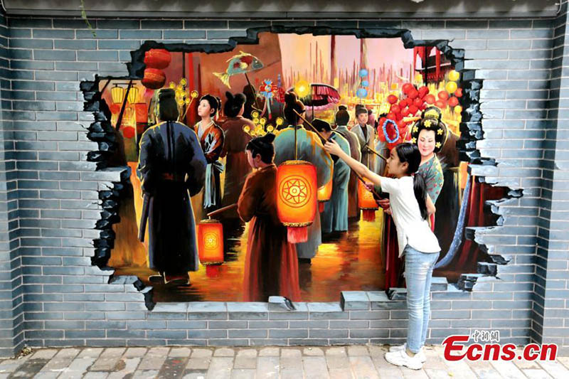 Murales con elementos chinos antiguos atraen a los visitantes a Xi'an