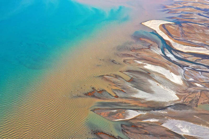 Donde el lago y el río se abrazan, la belleza reina