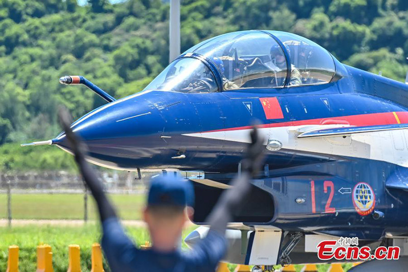 Aviones de combate del ejército participarán en el 13o Salón Aeronáutico de Zhuhai 