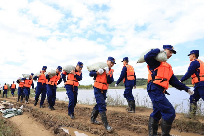 Bomberos forestales de Heilongjiang: héroes en el ojo del fuego