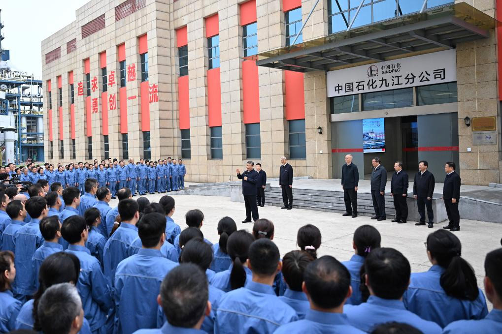 Xi inspecciona Jiujiang en provincia oriental china de Jiangxi