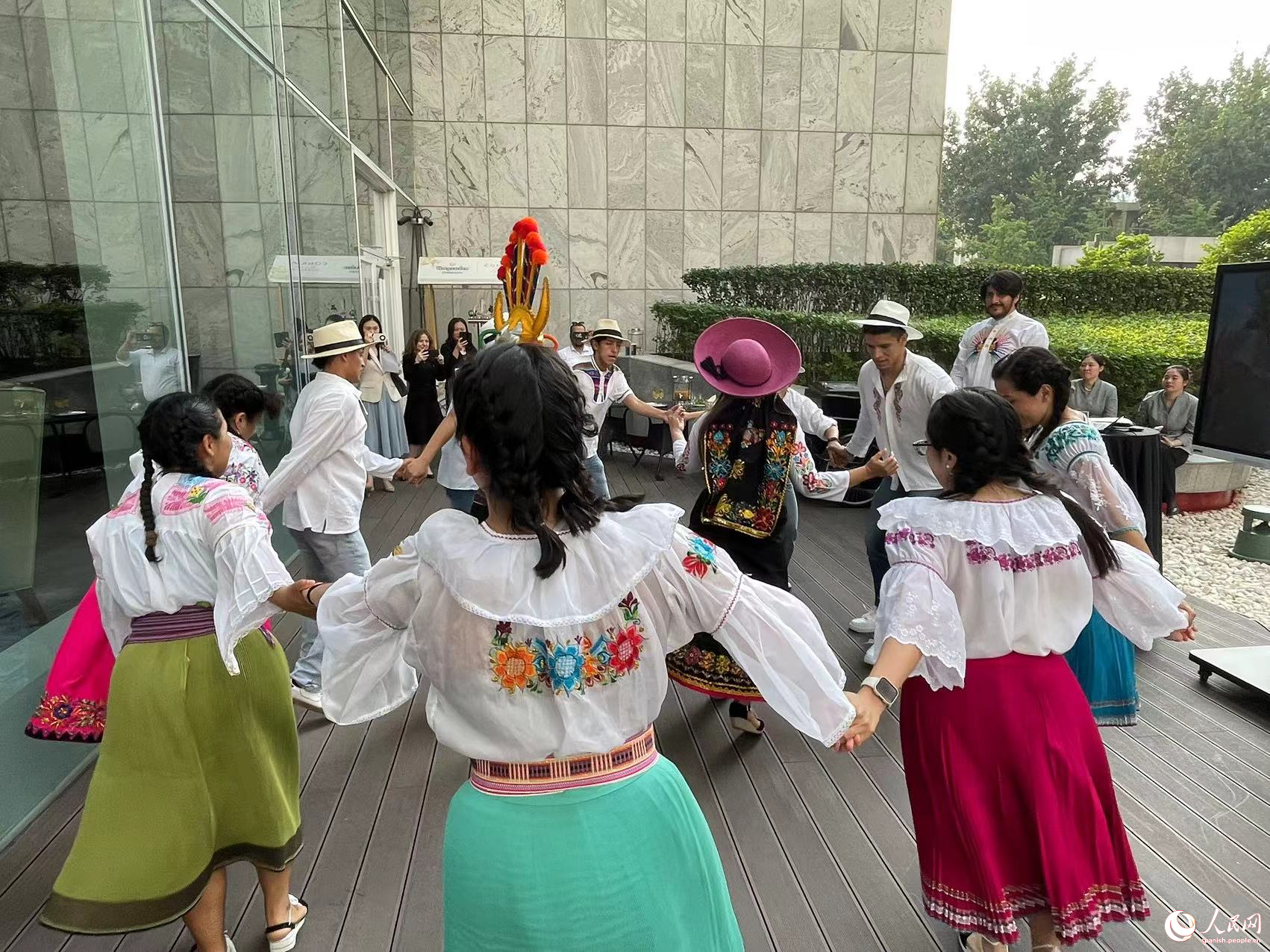 Ecuatorianos celebran en Beijing la fiesta del sol “Inti Raymi”