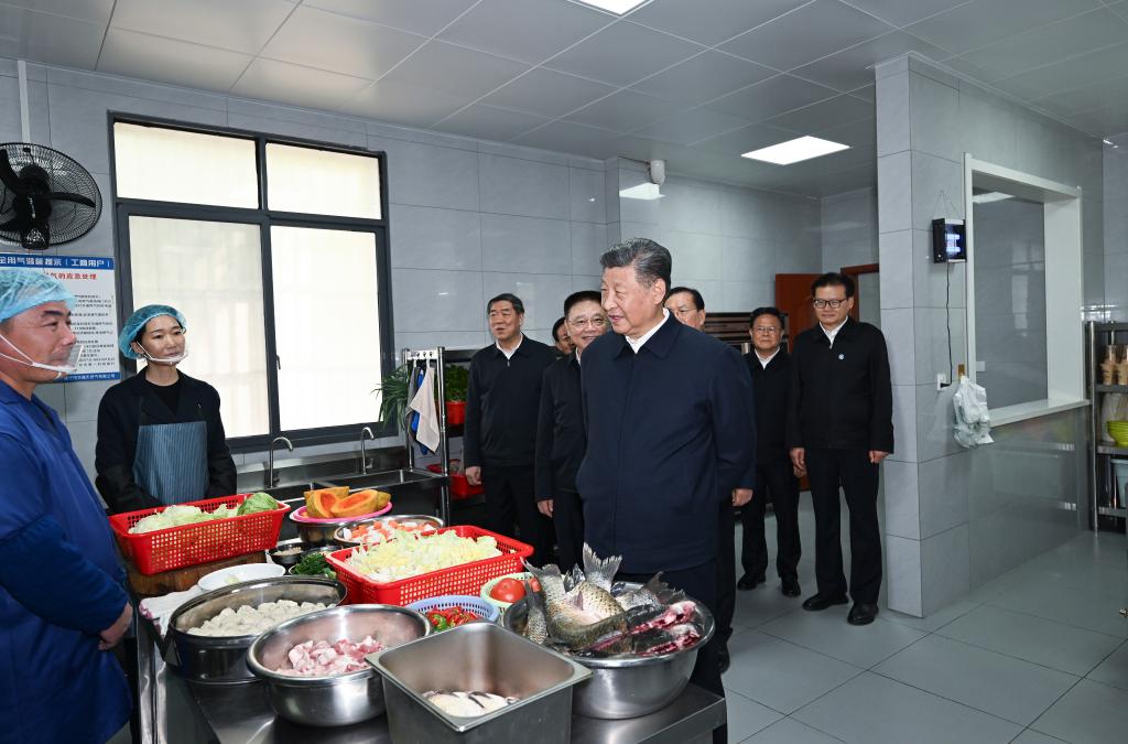 Xi inspecciona provincia central china de Hubei