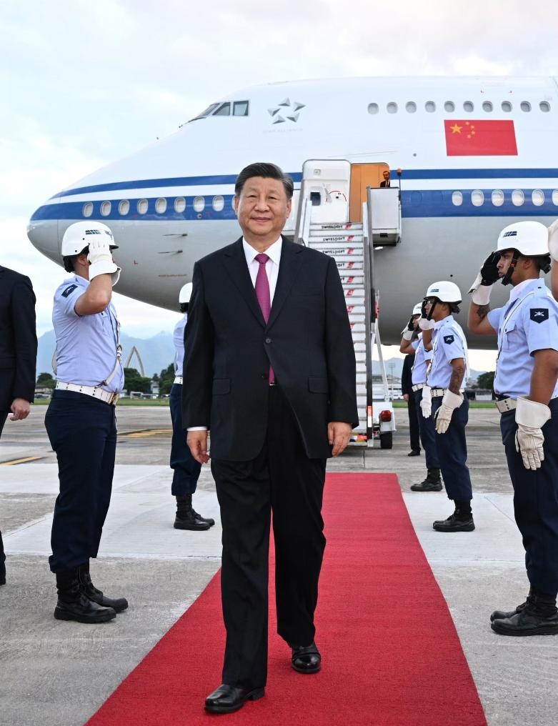 Xi llega a Brasil para asistir a cumbre de G20 y realizar visita de Estado