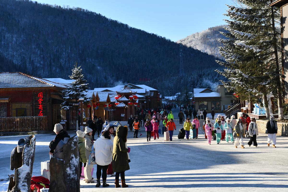 China Snow Town en Mudanjiang, provincia de Heilongjiang, mejora sus instalaciones para la nueva temporada de invierno. [Foto: cedida a chinadaily.com.cn]